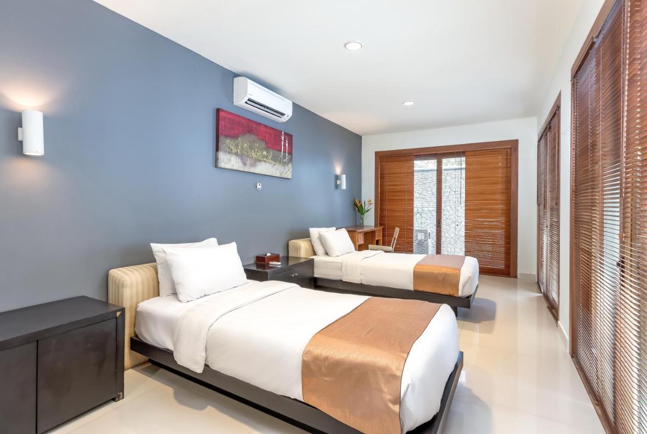 Villa Hening Jimbaran Esterno foto