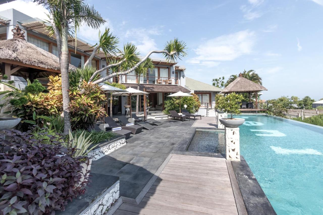 Villa Hening Jimbaran Esterno foto