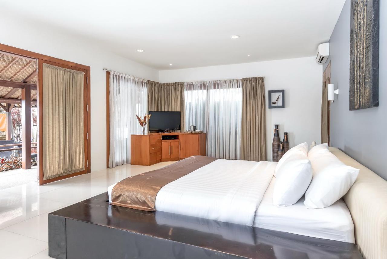 Villa Hening Jimbaran Esterno foto